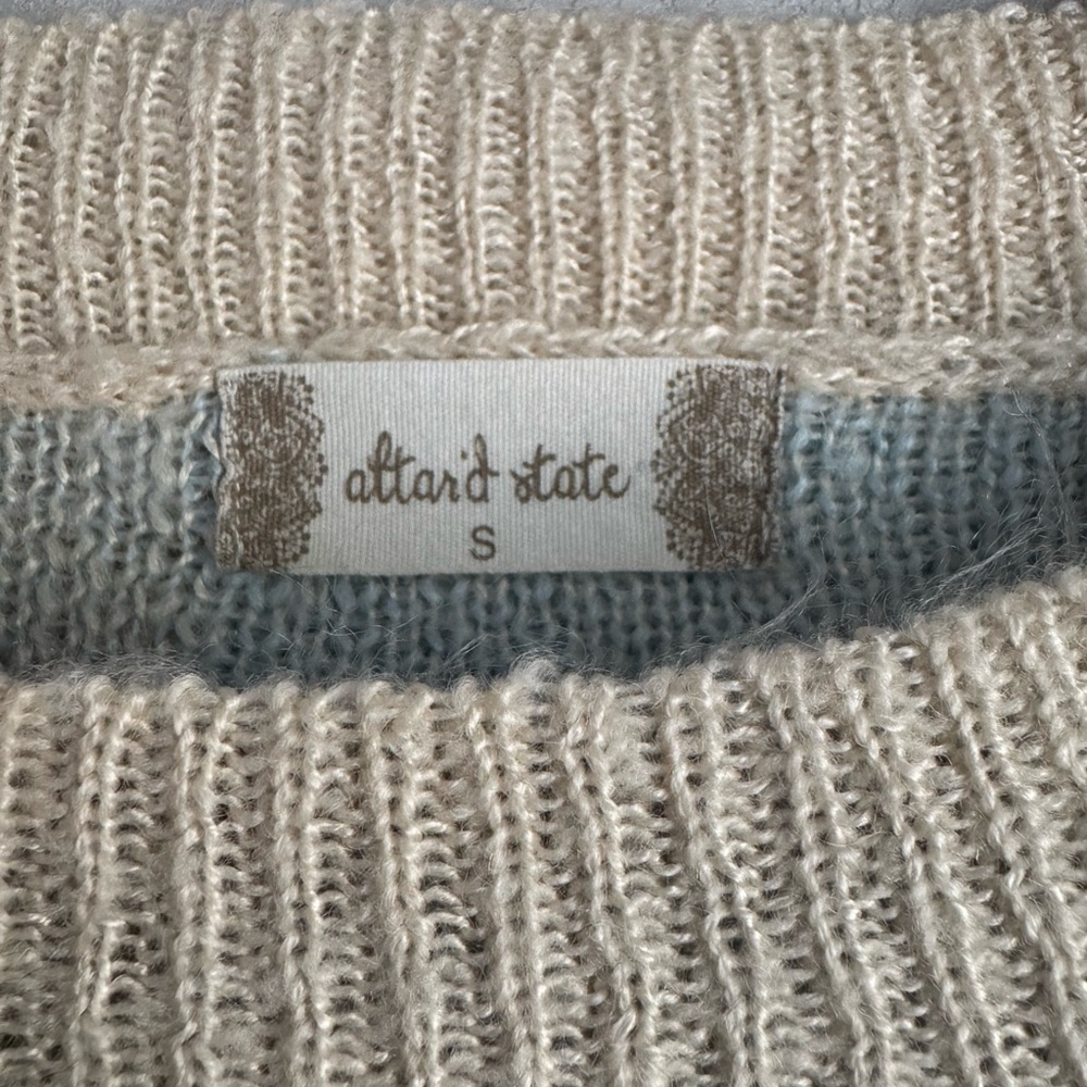 Altar'd State Women’s Cream and Blue Smiley Face Sweater Size Small - Picture 4 of 6